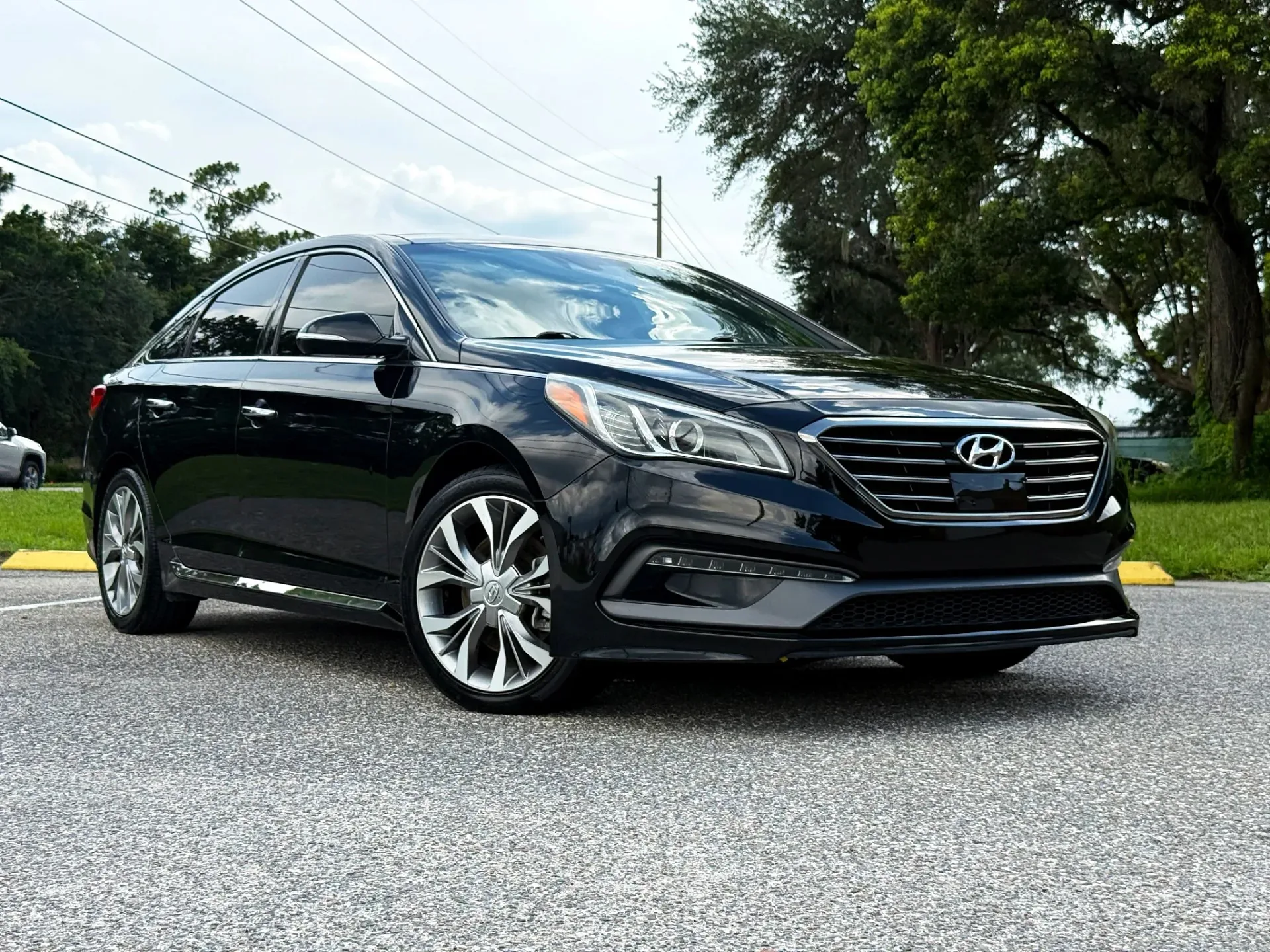 2015 Hyundai Sonata Limited photo 1