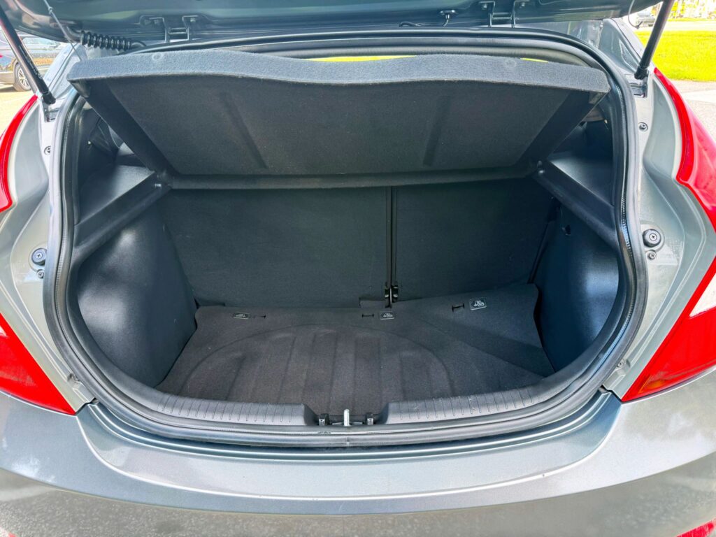 2013 Hyundai Accent GS