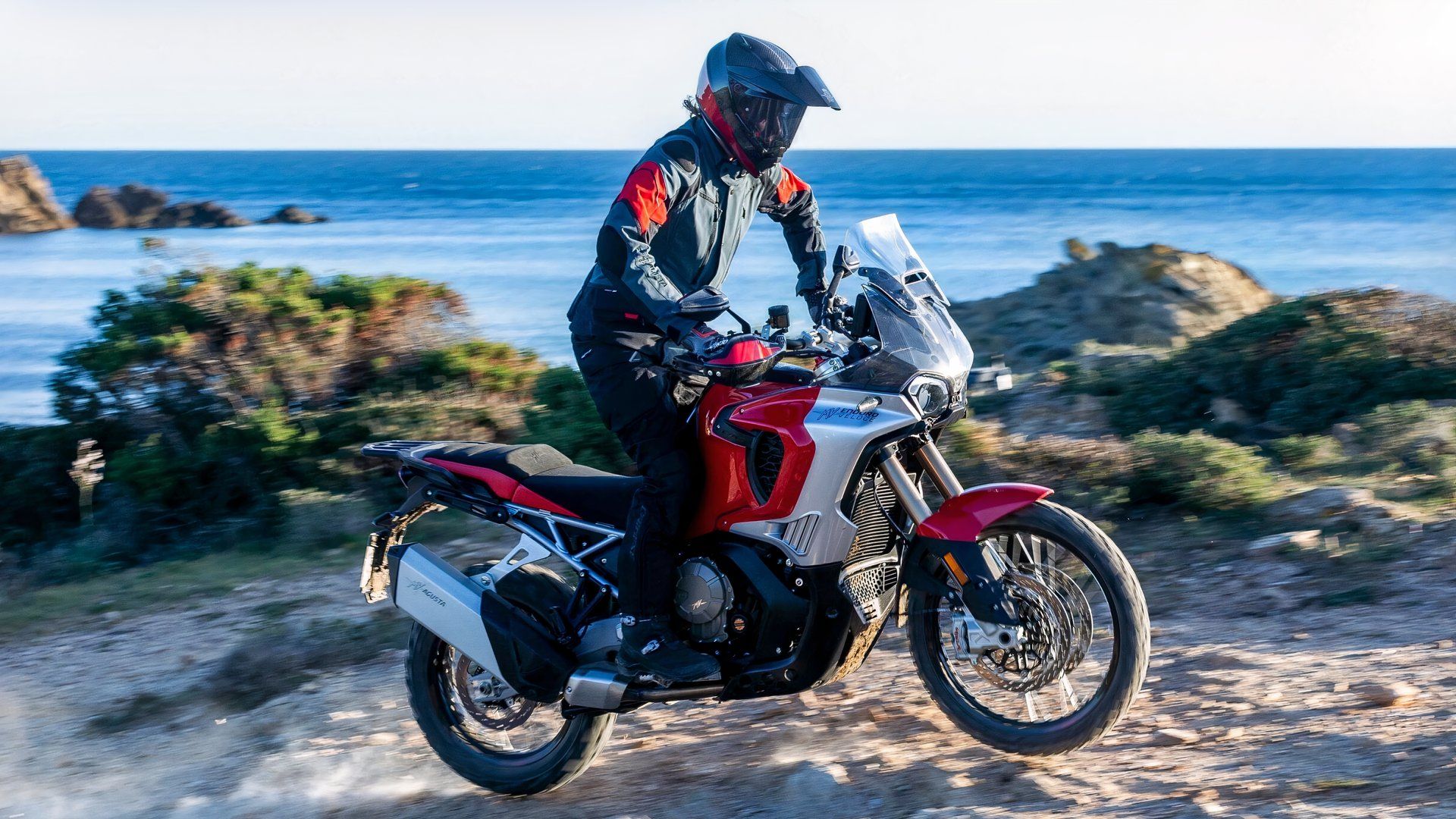 Top Adventure Bikes Combining Off-Road Power and Highway Comfort
