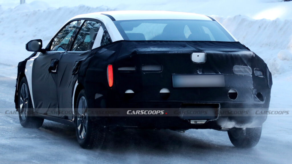 2025 Hyundai Elantra Preview: Stylish Redesign and Advanced Tech for Florida Drivers