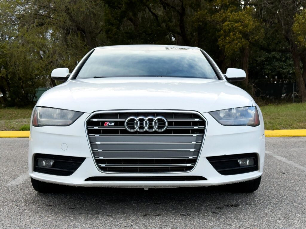 2013 Audi A4 Premium Sedan 4D