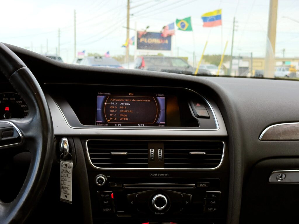 2013 Audi A4 Premium Sedan 4D