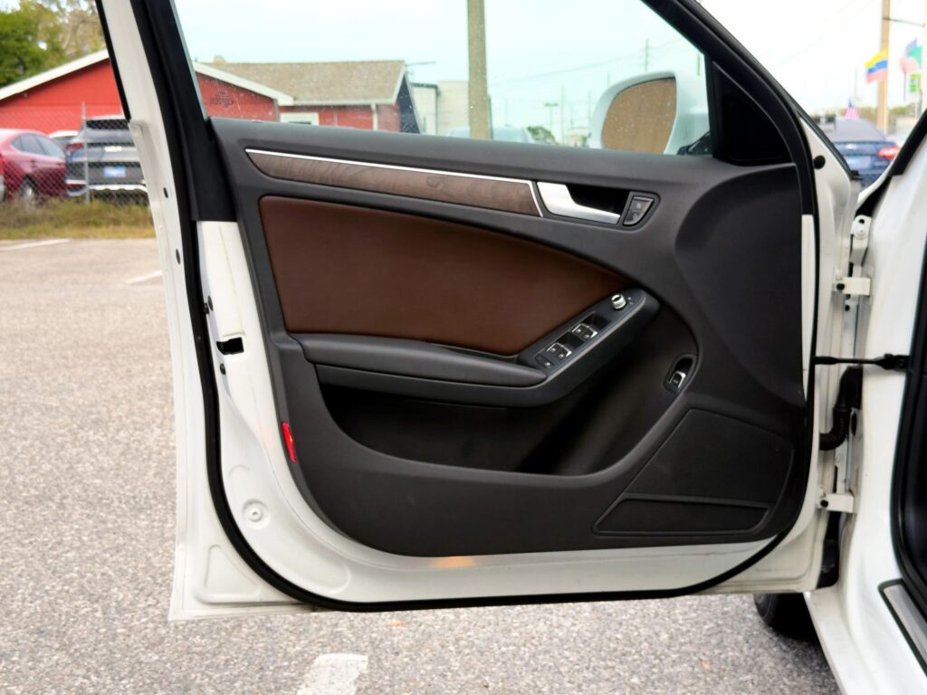 2013 Audi A4 Premium Sedan 4D