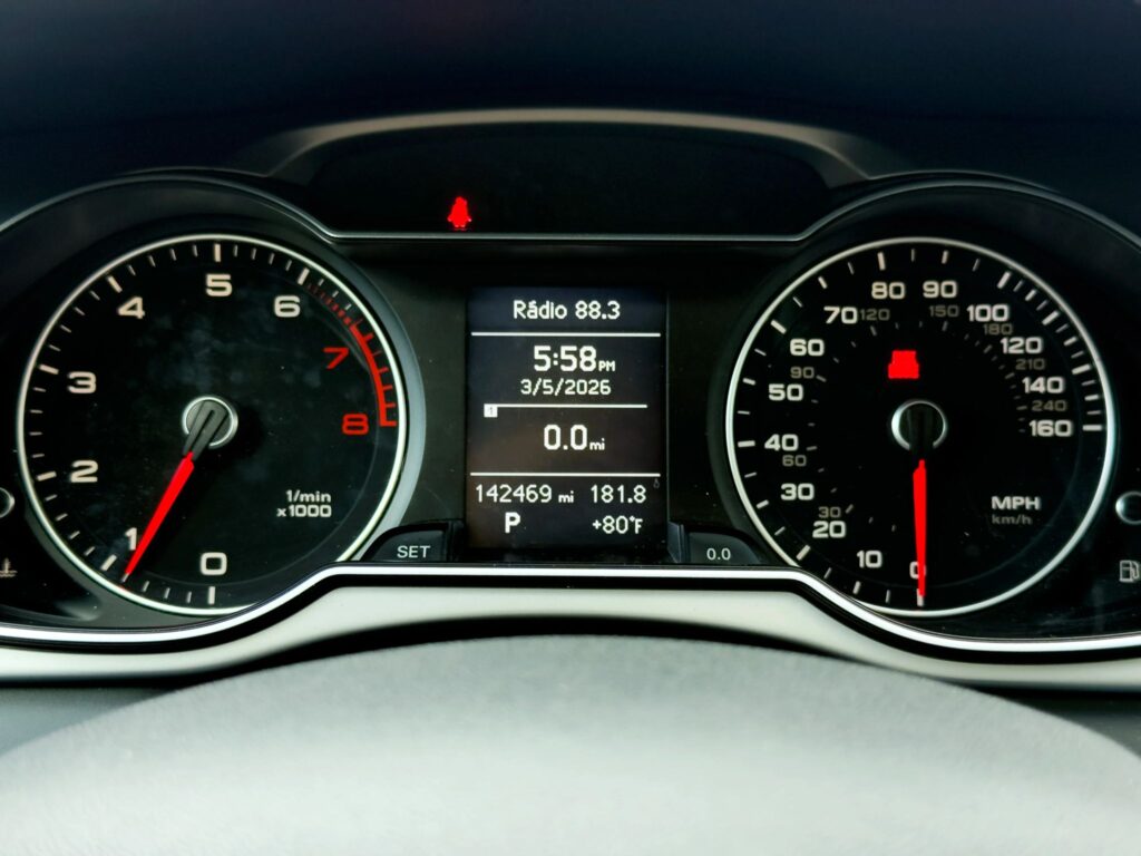 2013 Audi A4 Premium Sedan 4D