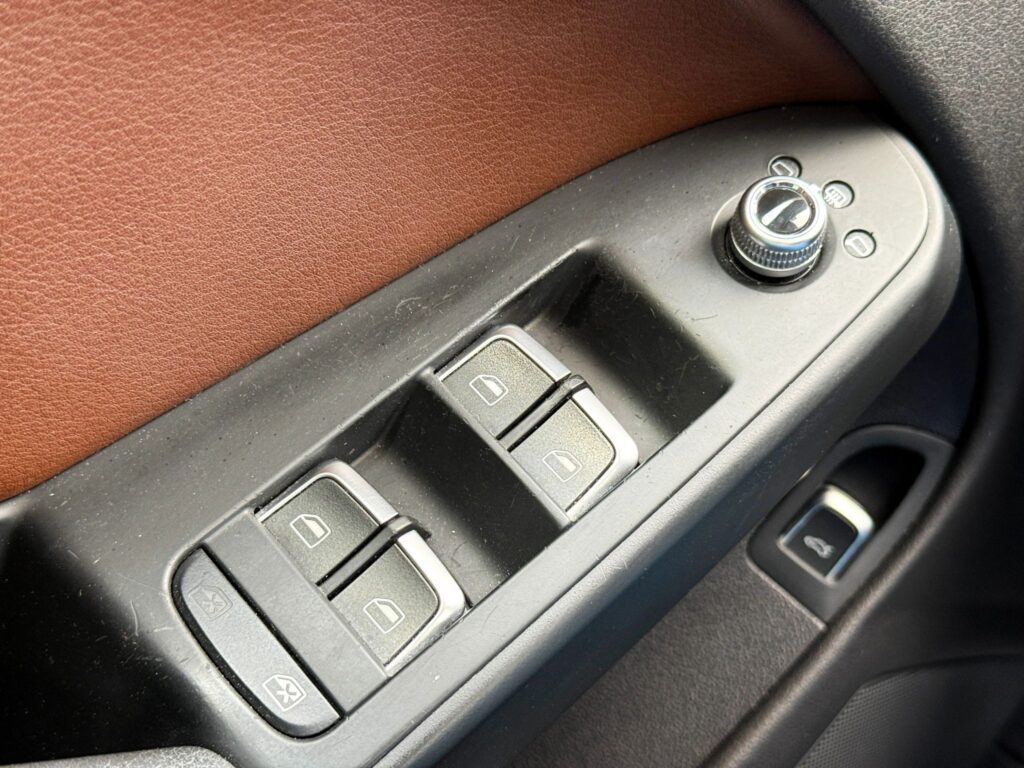 2013 Audi A4 Premium Sedan 4D