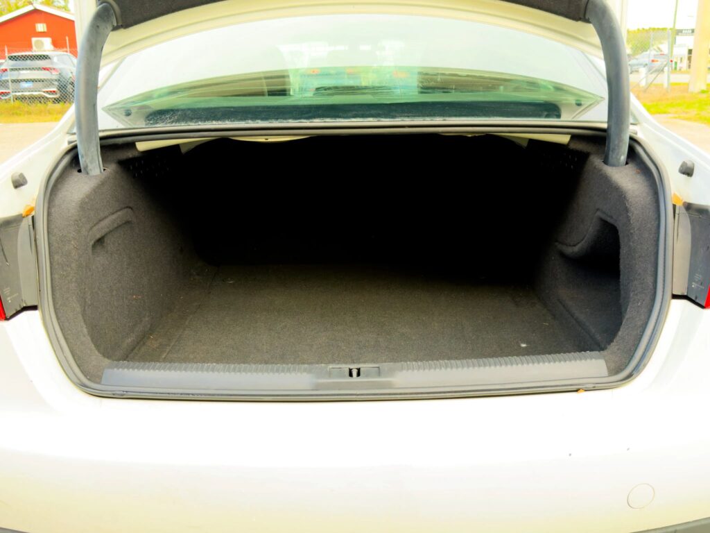 2013 Audi A4 Premium Sedan 4D