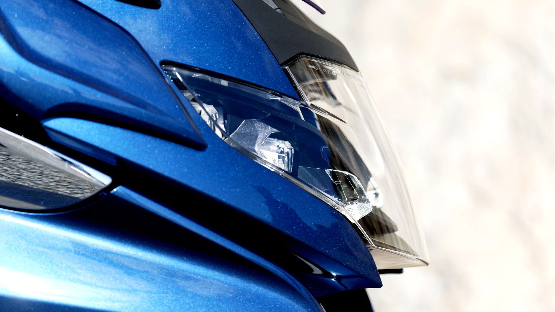 BMW K 1600 GTL: Luxury and Performance in Touring Motorcycles