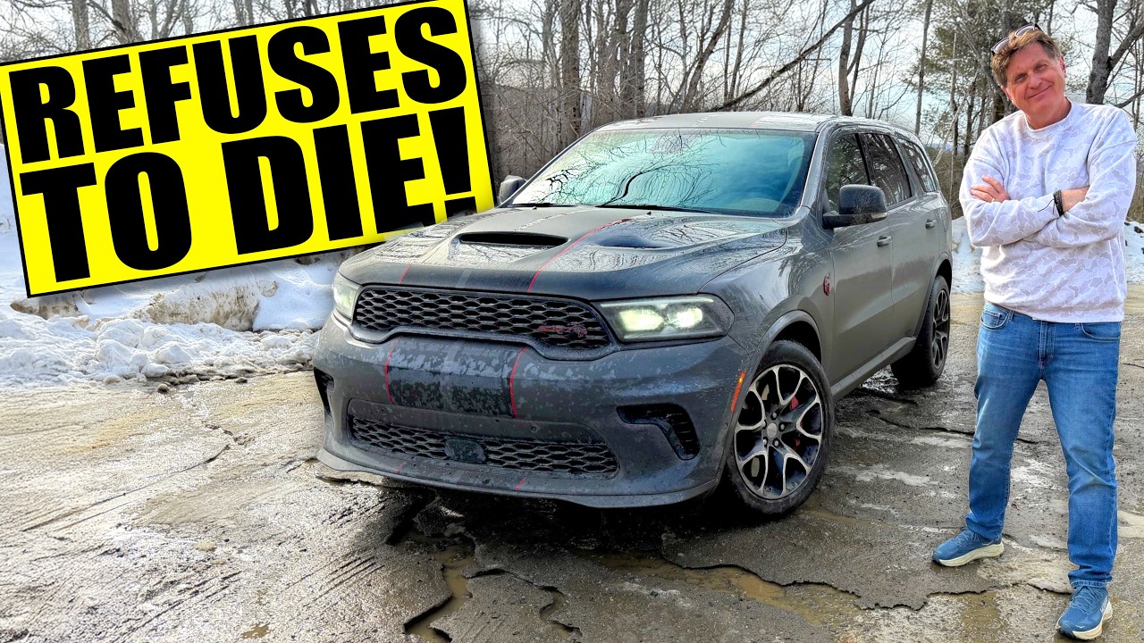 2026 Dodge Durango SRT Hellcat Review - Powerful & Old School Muscle SUV